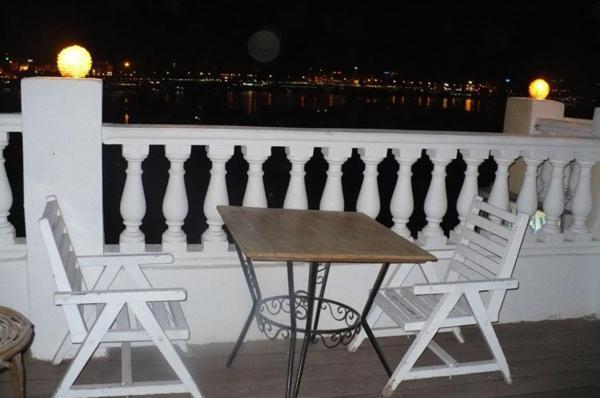 Ramsess Hostel Luxor Bagian luar foto